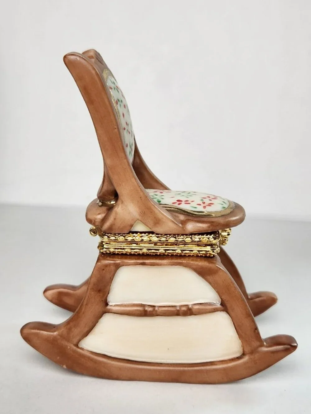 A Cup of Christmas Tea Hinged Rocking Chair Box Porcelain 1998 w/Box